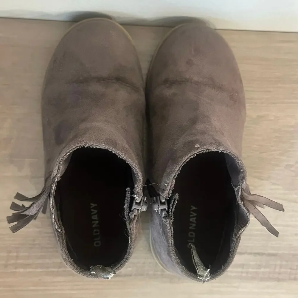 Old Navy Grey Ankle Boots - Size 10